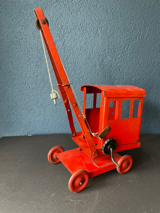 Grue rouge-orange de fabrication anglaise en métal - Jouet Vintage