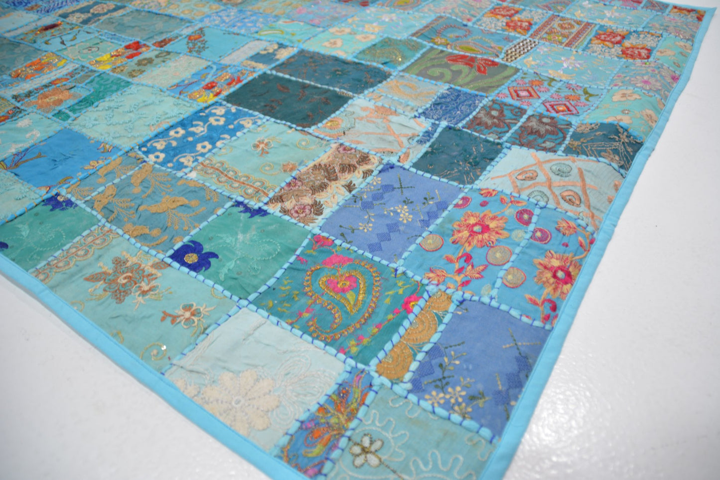 Patchwork artisanal bleu - 100 x 150 cm - Origine Inde