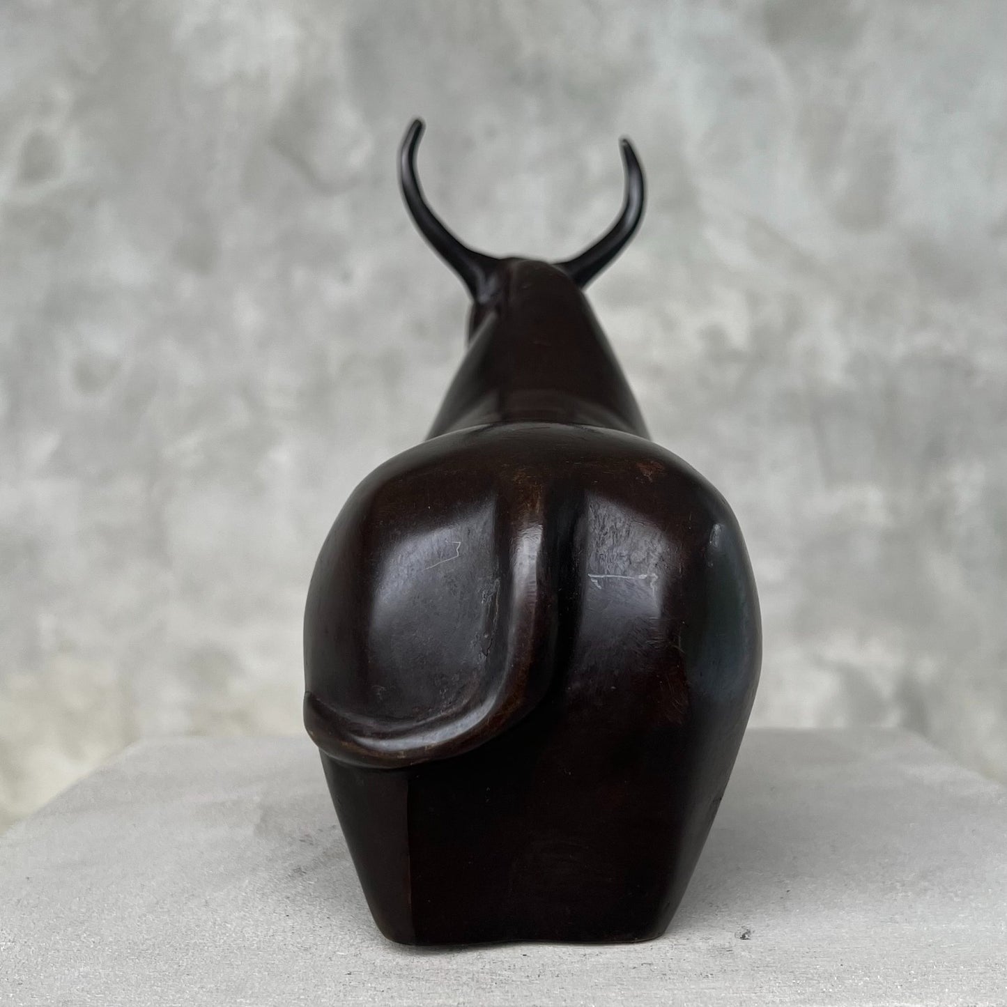 Sculpture taureau abstrait en bronze - très déco !